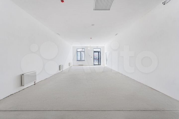 Помещение свободного/торгового назначения