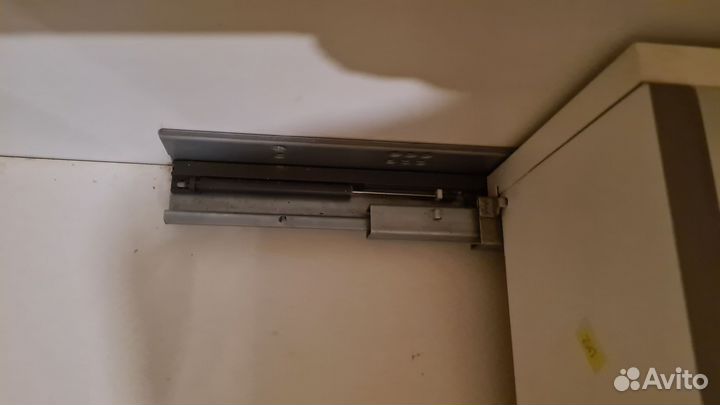 Тумба под квадратную раковину навесная