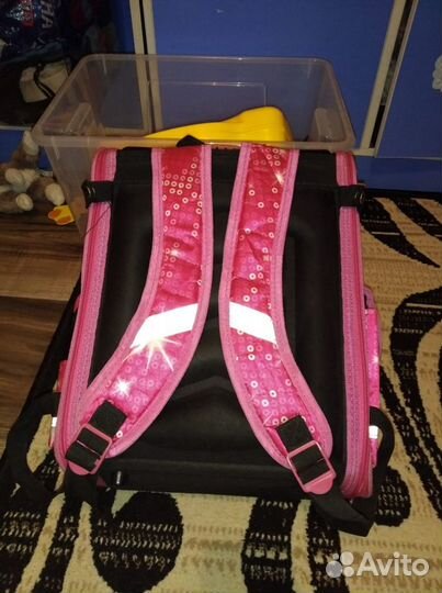 Школьный рюкзак в идеальном состоянии