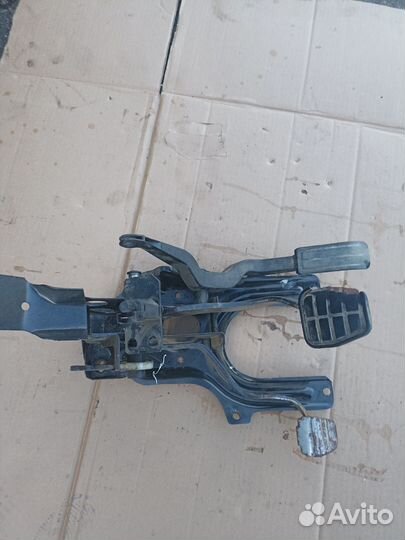 Педальный узел VW пасат б4 гольф 3 венто боро