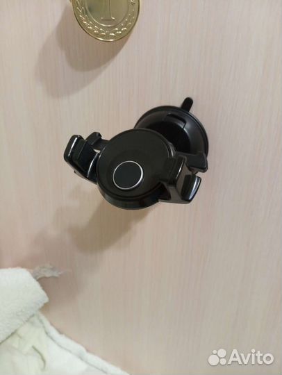 Держатель для телефона в машину