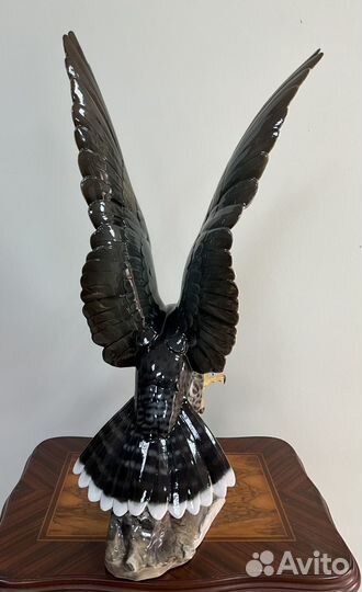 Сокол. 56 см. Hutschenreuther, Германия