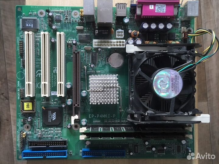 Материнская плата с процессором