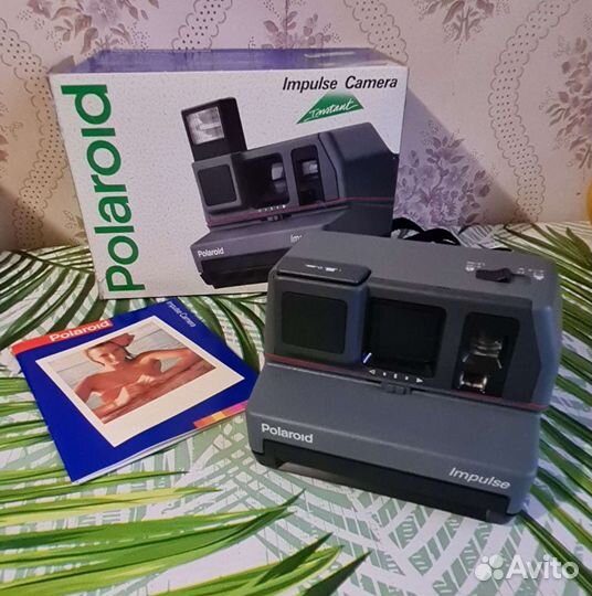 Фирменный фотоаппарат polaroid impulse camera