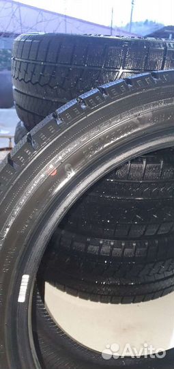 Sailun Ice Blazer Arctic 235/45 R18