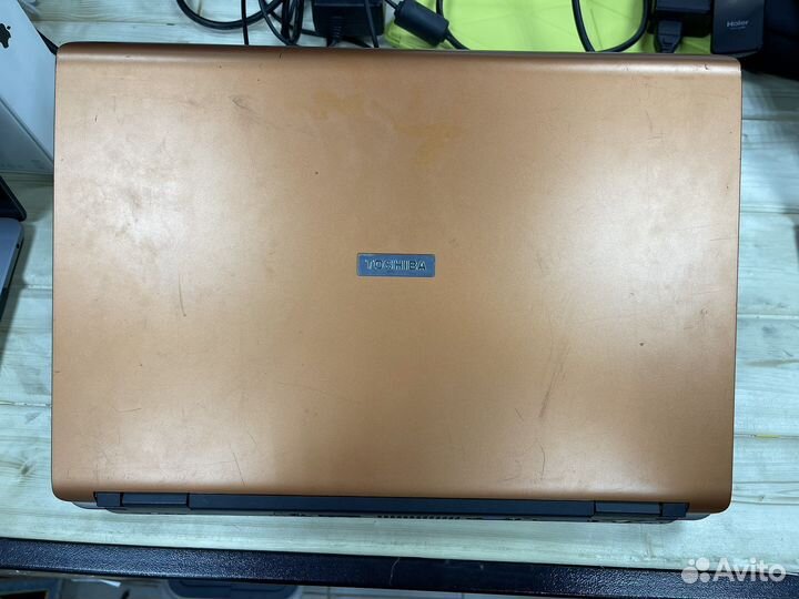 Ноутбук Toshiba pspaae-00s00gru