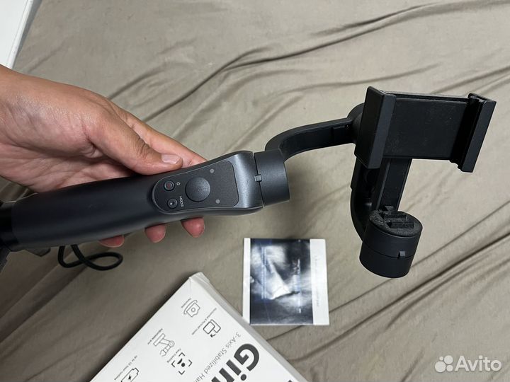 Электронный стабилизатор для телефона GimProX