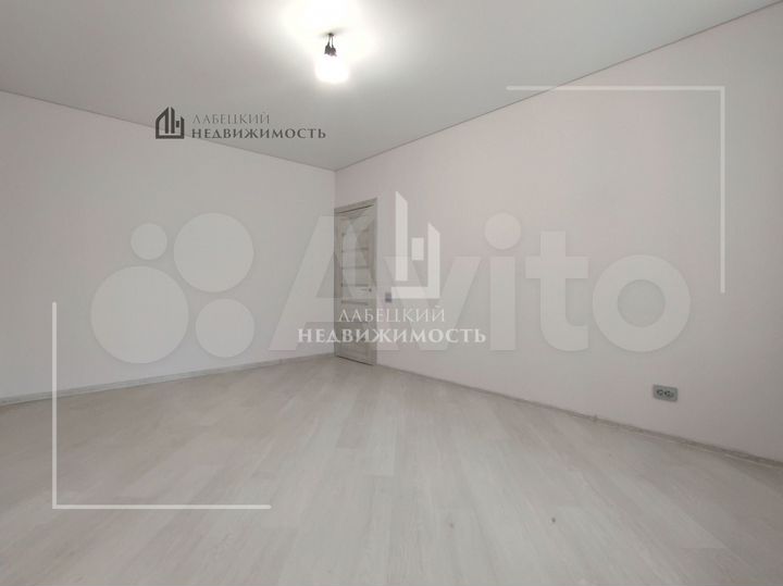 2-к. квартира, 54 м², 9/18 эт.