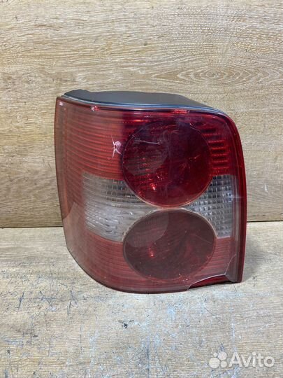 Фонарь задний левый VW Passat B5 + Арт. 111357