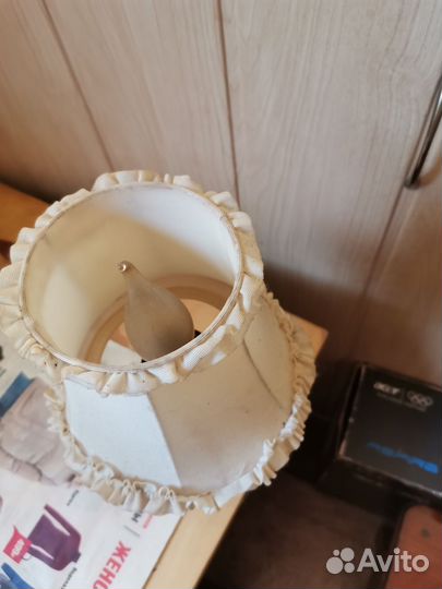 Настольный светильник