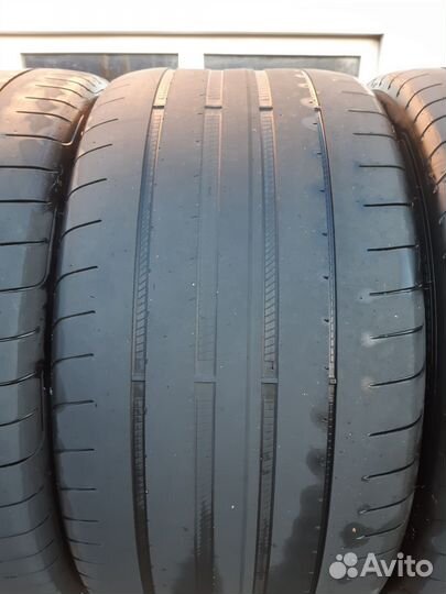 Goodyear Eagle F1 Asymmetric 5 275/35 R22 и 315/30 R22 104V