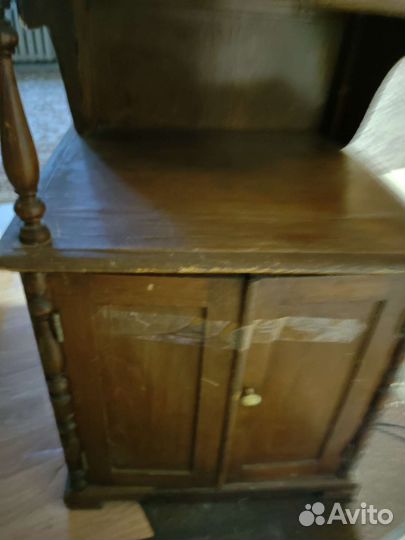 Старинный буфет