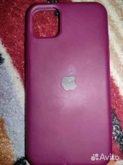 Чехол на iPhone 11