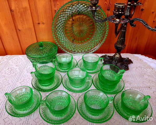 Старинный сервиз зелёное стекло креманки