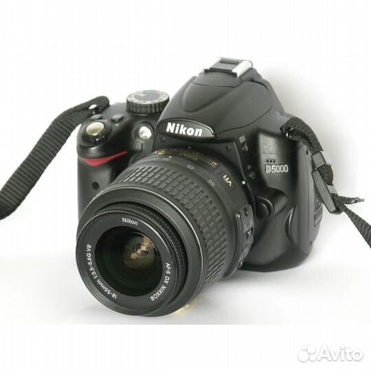 Nikon D5000 Kit