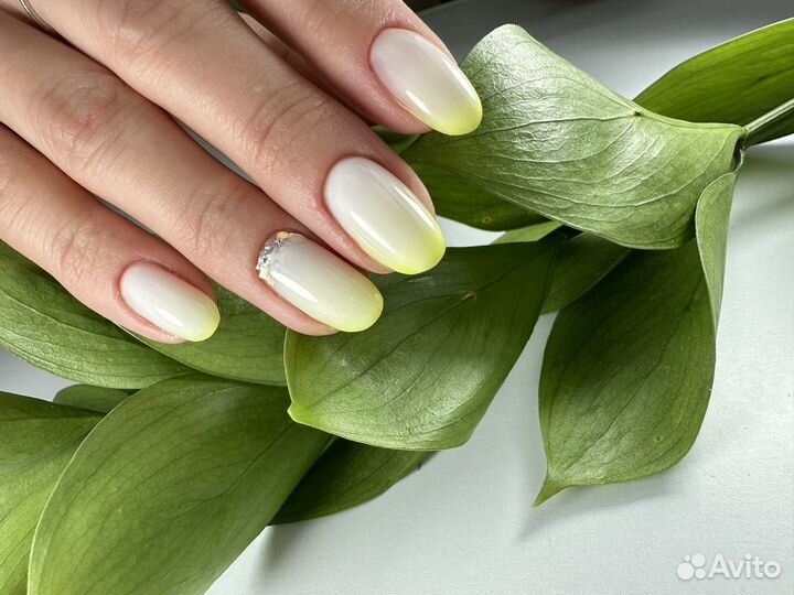 Маникюр с покрытием гель лак.Бесплатно