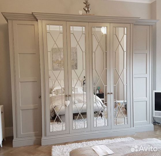 Шкаф угловой