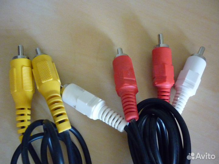 Аудио-видео кабели типа Тюльпан