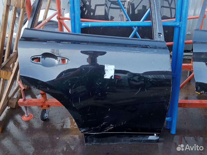 Дверь задняя правая Toyota RAV4 CA40