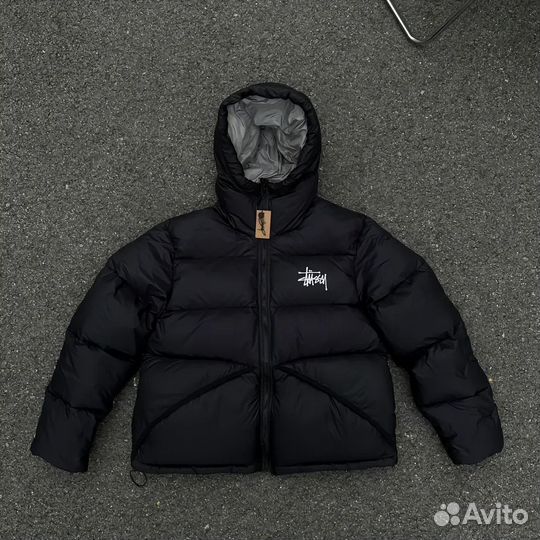 Пуховик Stussy Черный с вышивкой