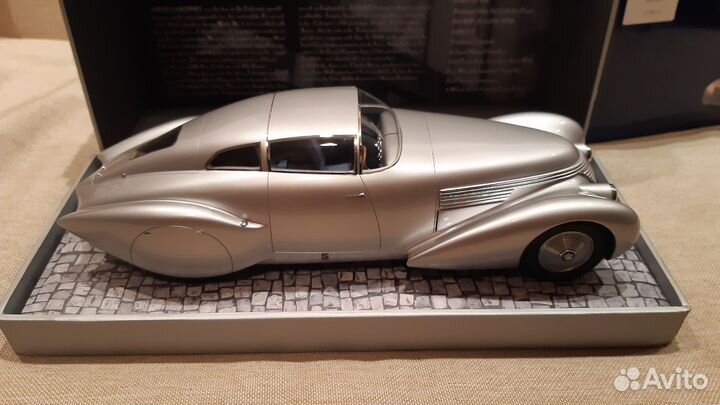 1/18 Minichamps Hispano Suiza Dubonnet Xenia 1938