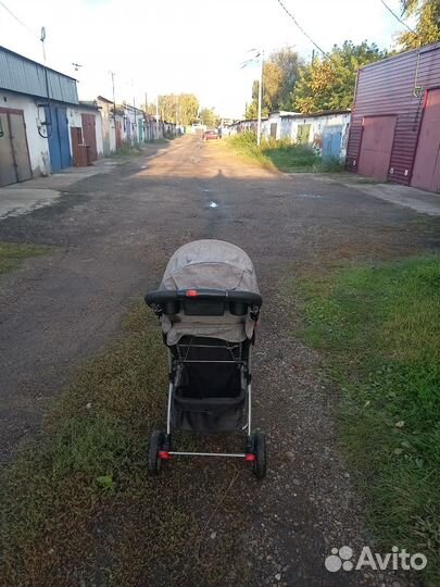 Детская коляска