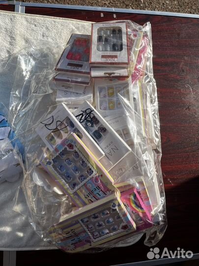 Перчатки,носки,палантин,платки