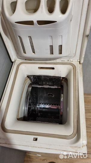 Стиральная машина с вертикальной загрузкой