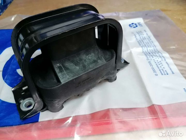 Подушка двигателя Додж Стратус Крайслер Себринг