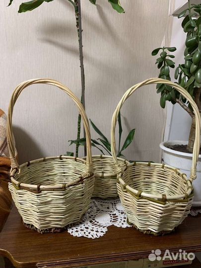 Корзина плетеная