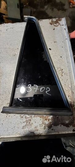 Стекло двери задней правой Daewoo Nexia 1997