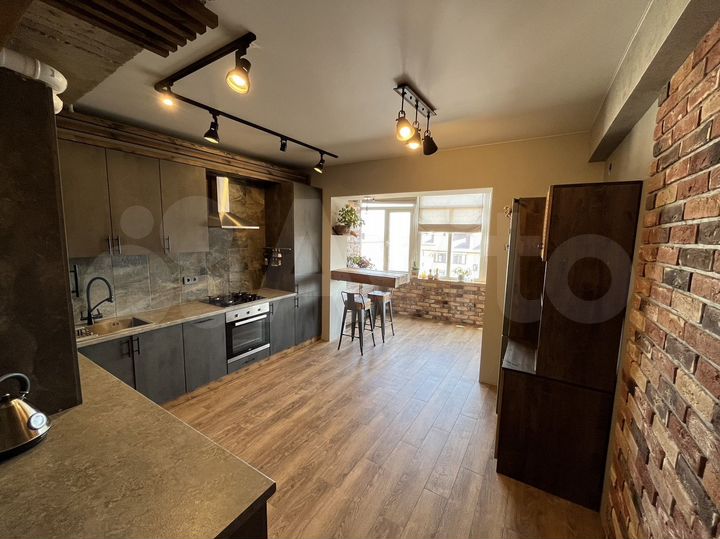 3-к. квартира, 130 м², 10/11 эт.