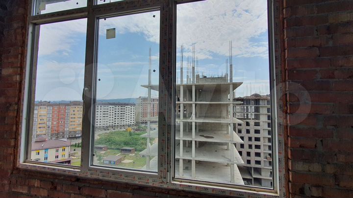 2-к. квартира, 80 м², 10/10 эт.