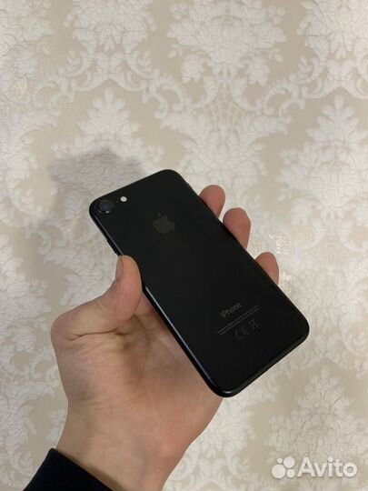 iPhone 7, 32 ГБ