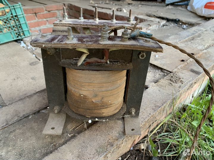 Понижающий трансформатор