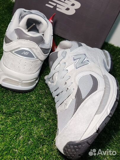 Кроссовки New Balance 2002r новые