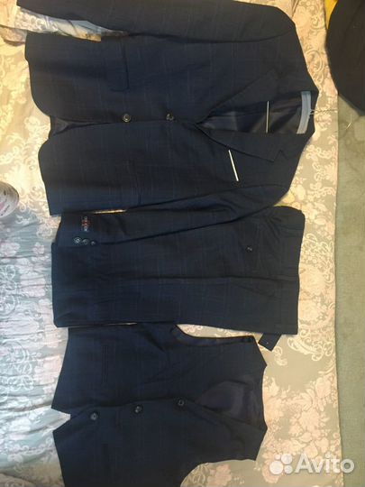 Костюм тройка для мальчика рост 140
