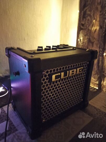 Гитарный комбо-усилитель Roland micro cube GX