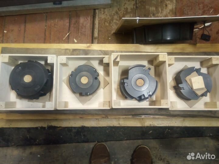 Фрезы для изготовления деревянных плинтусов