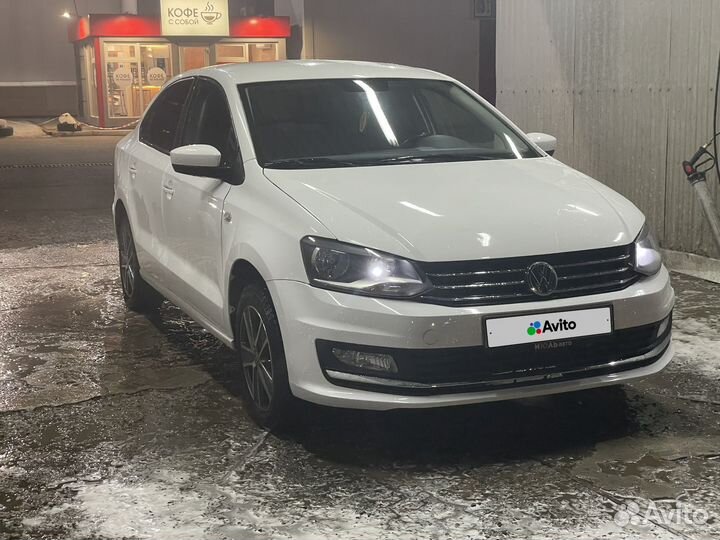 Volkswagen Polo 1.6 МТ, 2015, 114 500 км