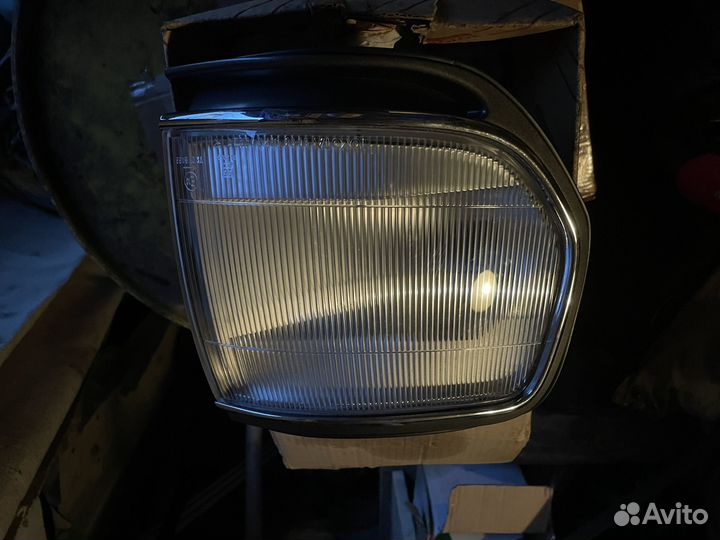 Поворотник Toyota Land Cruiser 80