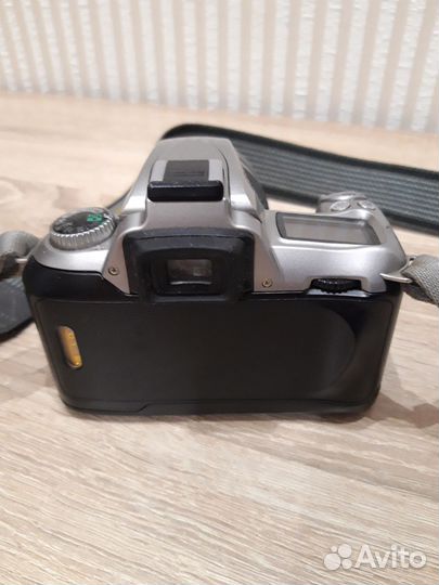 Зеркальный фотоаппарат nikon