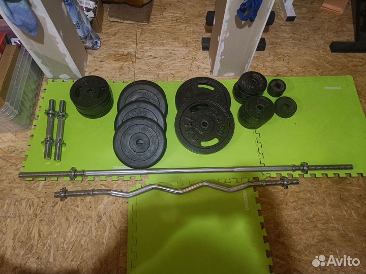 Спортивные блины, штанги, стойки, скамьи, гантели