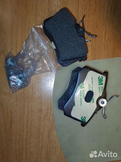 Задние тормозные колодки на Фольксваген групп