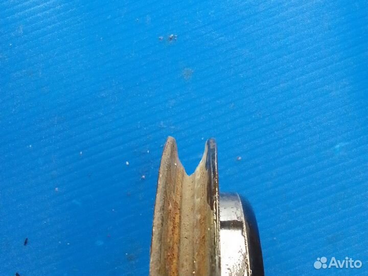 Шкив коленвала VW Passat B3 026105255d