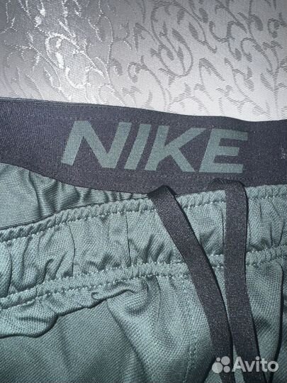 Шорты мужские Nike зеленые (Оригинал)