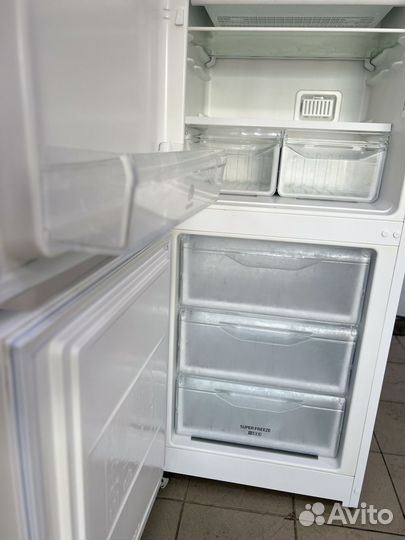 Холодильник indesit no frost