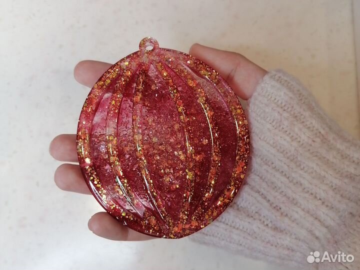 Елочная игрушка шар