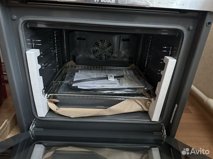 Духовой шкаф bosch новый