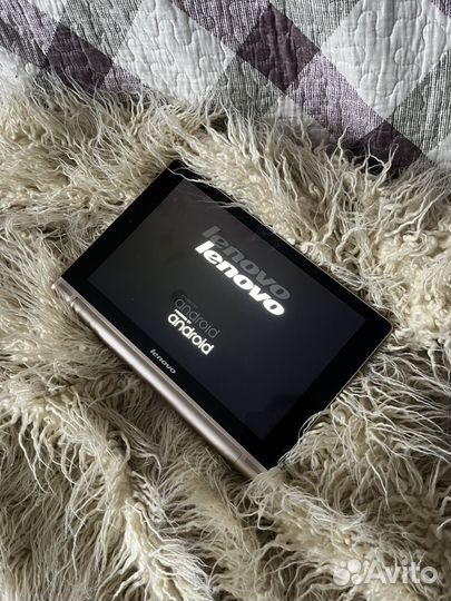 Планшет Lenovo